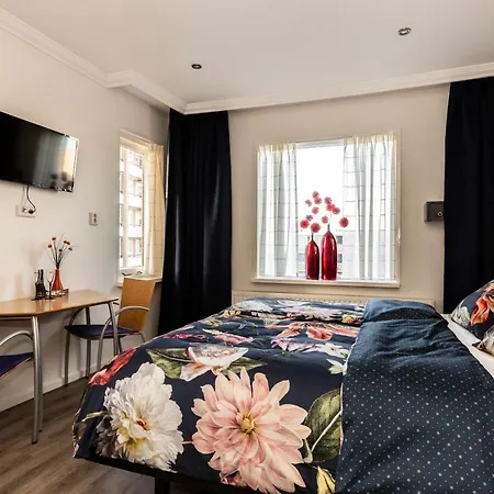 Bed and Breakfast Sea 4*