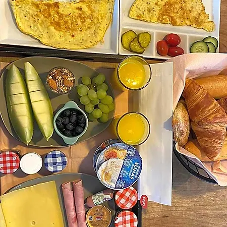 Bed & Breakfast Sea 4*